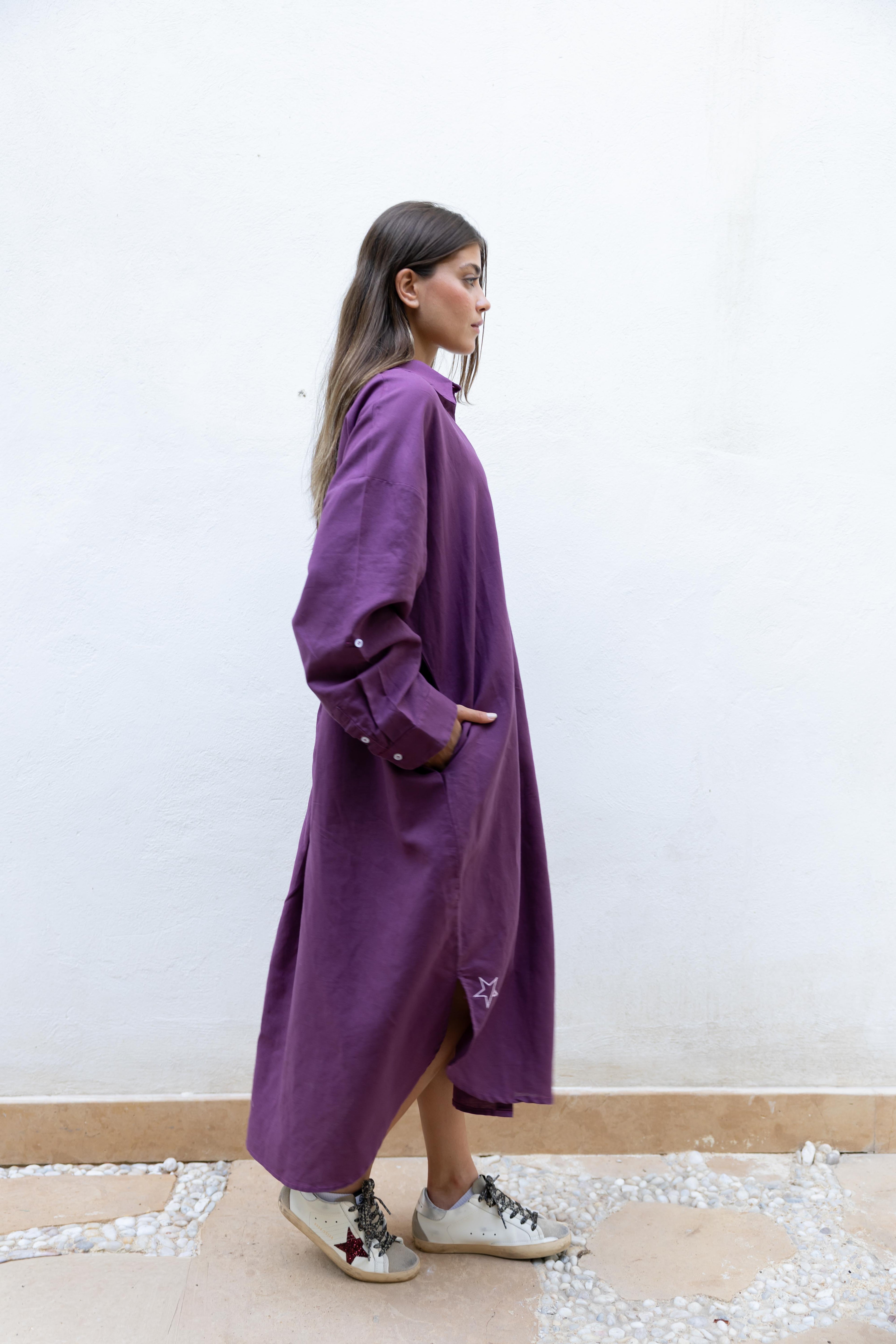 The Signature Shirt Dress in (purple)